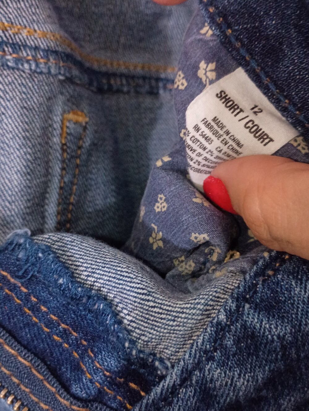 American Eagle Stretch Distressed Denim Jeans Jeans Size 12 Short image 5